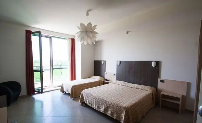 Standard Üç Kişilik Oda