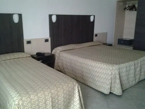 Standard Üç Kişilik Oda