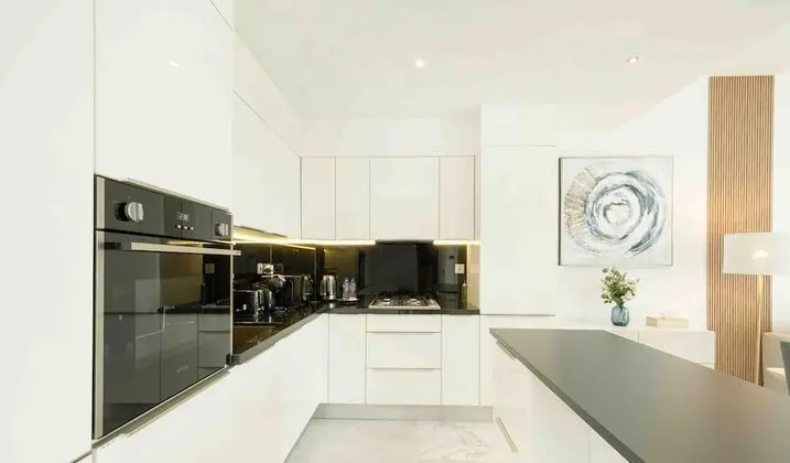 Deluxe Apart Daire, 1 En Büyük (King) Boy Yatak, Sigara İçilmez, Şehir Manzaralı