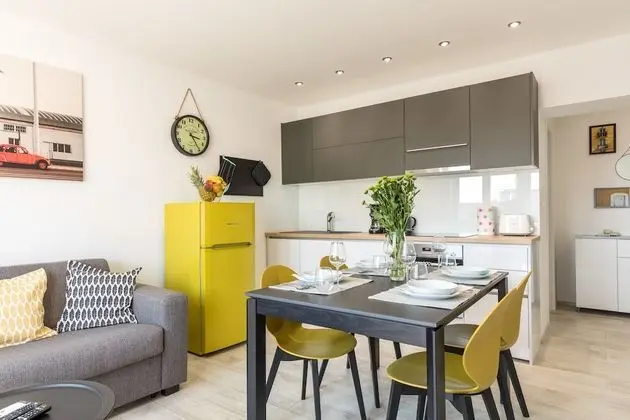 Luxury Apart Daire, Şehir Manzaralı