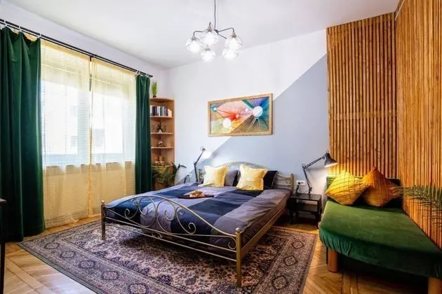 Apart Daire, 1 En Büyük (King) Boy Yatak ve Çekyat