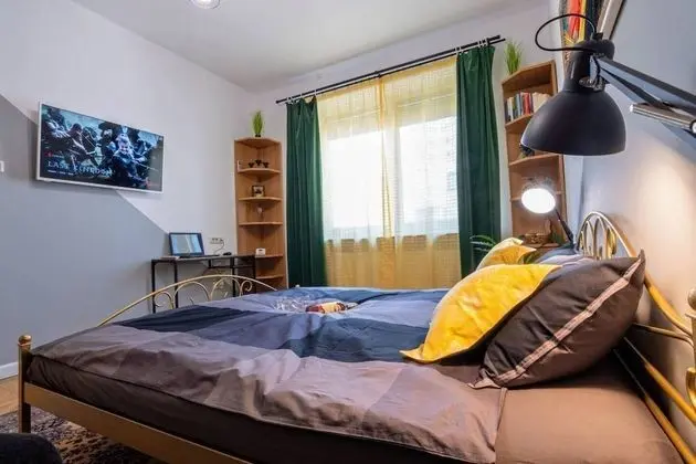 Apart Daire, 1 En Büyük (King) Boy Yatak ve Çekyat