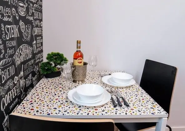 Apart Daire, 1 En Büyük (King) Boy Yatak ve Çekyat