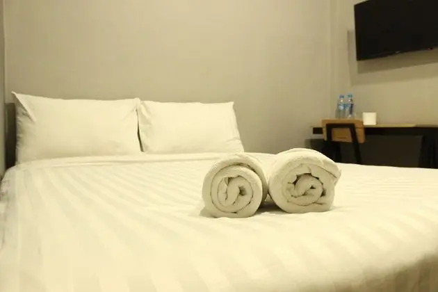 Double Room (No Window)