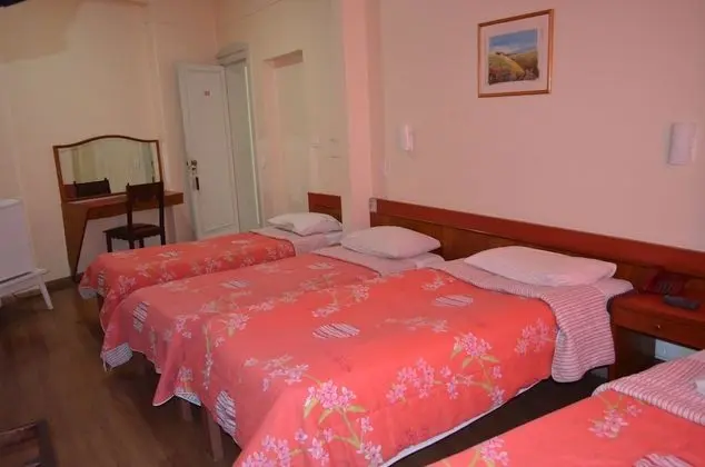 Standard Üç Kişilik Oda