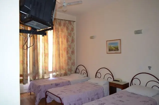 Standard Üç Kişilik Oda