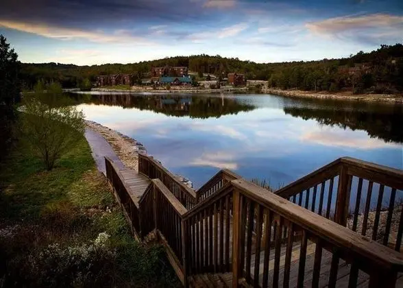 Daire (The LUX @ Stonebridge - Close to SDC )