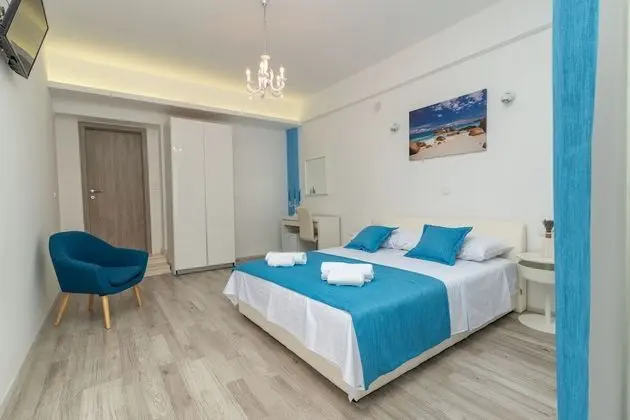 Deluxe Tek Büyük Yataklı Oda (Ground Floor)