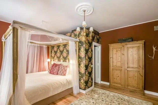 Romantic Tek Büyük Yataklı Oda, 1 En Büyük (King) Boy Yatak (Castle View 1)