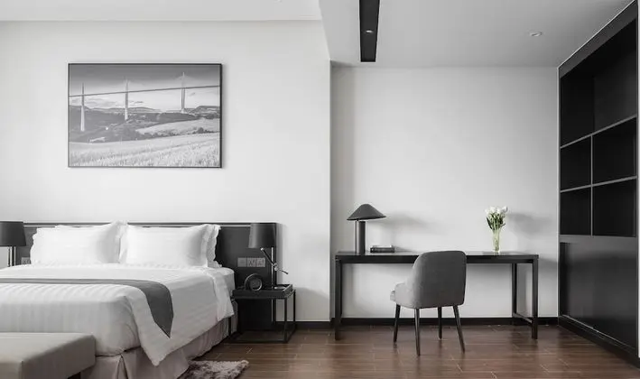 Deluxe Tek Büyük Yataklı Oda
