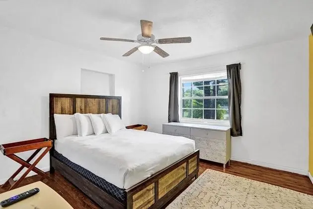 Ev (3 Bedrooms)