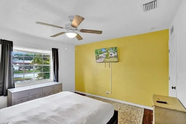 Ev (3 Bedrooms)