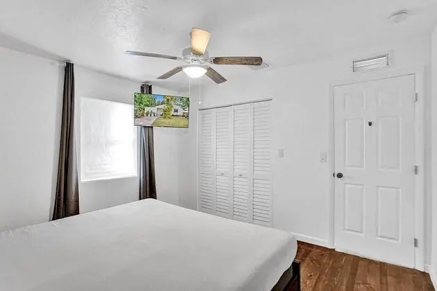 Ev (3 Bedrooms)