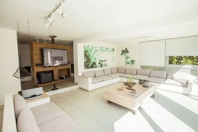 Deluxe Villa