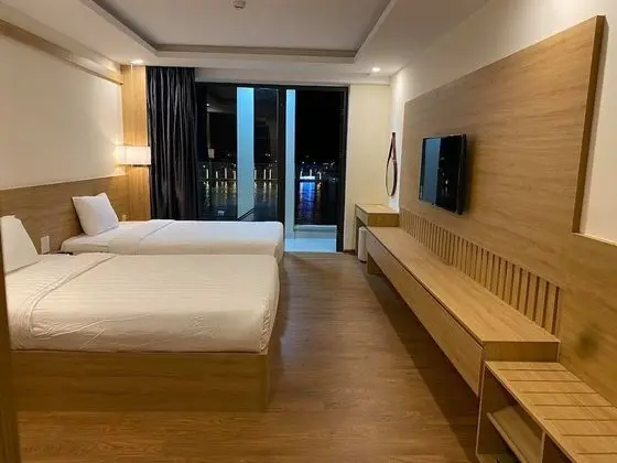 Deluxe Tek Büyük veya İki Ayrı Yataklı Oda
