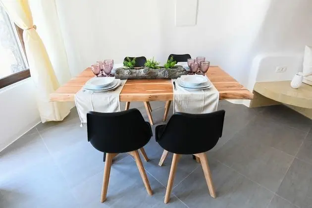 Villa (Efis Home 2)