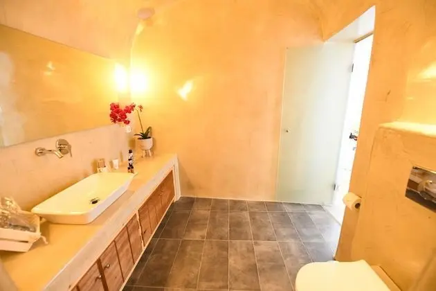 Villa (Efis Home 3)