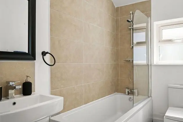 Deluxe Apart Daire, Özel Banyo (Dahlia Suite)