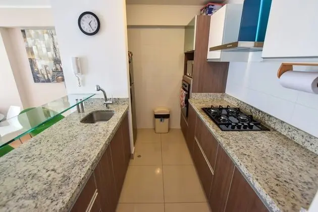 Luxury Apartment 1312, 1 Bedroom, Balcony, Pool View