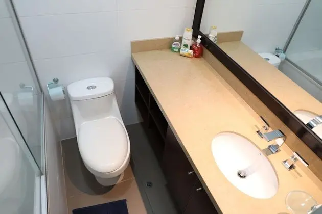 Luxury Apartment 1412, 1 Bedroom, Balcony, Pool View