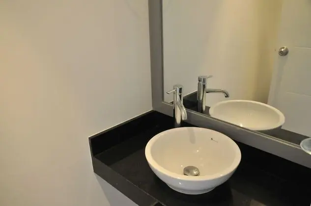 Luxury Apartment 1512, 1 Bedroom, Balcony, Pool View