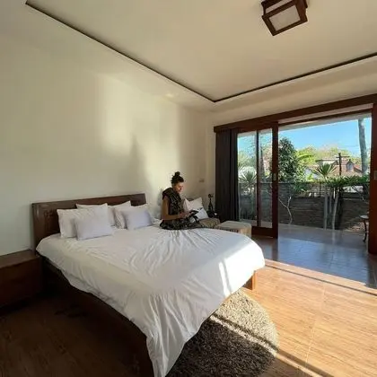 Standard Villa