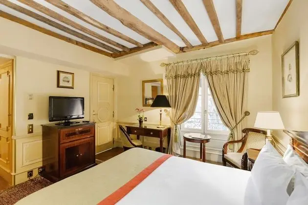 Classic Tek Büyük Yataklı Oda