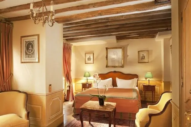 Executive Tek Büyük Yataklı Oda