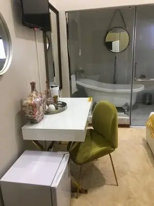 Executive Tek Büyük Yataklı Oda