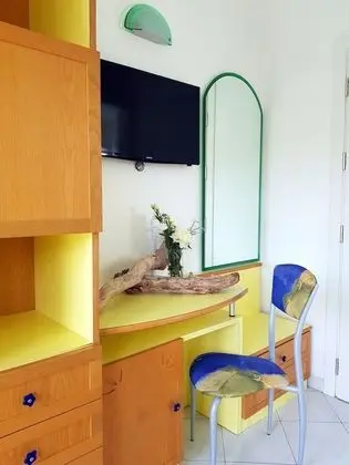 Economy Tek Büyük veya İki Ayrı Yataklı Oda