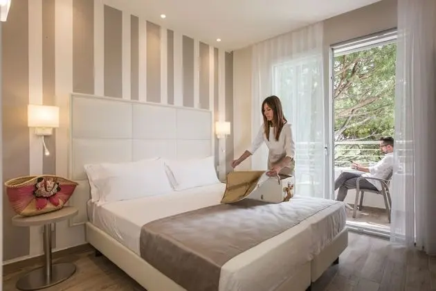 Deluxe Üç Kişilik Oda