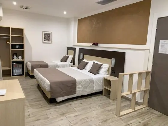 Junior Süit, Balkon