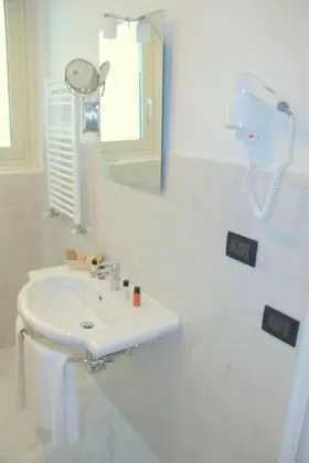 Junior Süit, Balkon