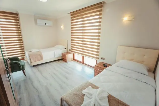 With Balcony Room