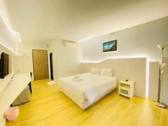 Standard Double Room with Garden view