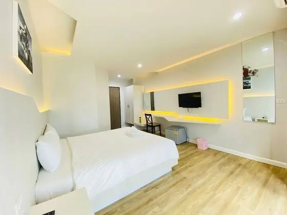 Standard Double Room with Pool View