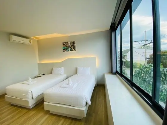 Standard Twin Room