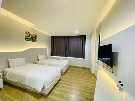 Standard Twin Room