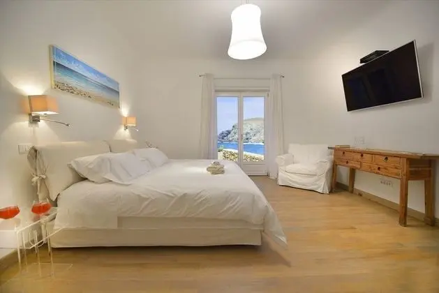 Luxury Villa, Birden Çok Yatak Odası