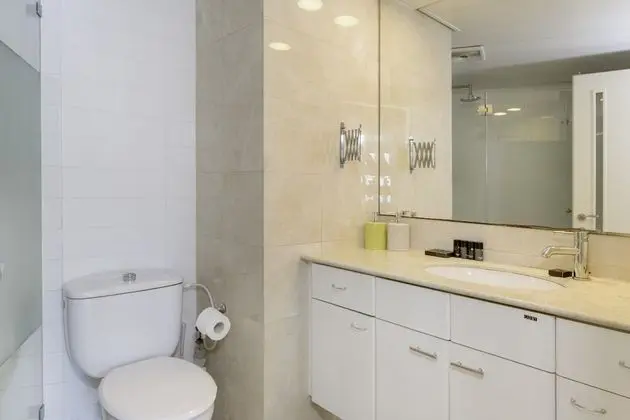 Apart Daire, 2 Yatak Odası, Denize Sıfır