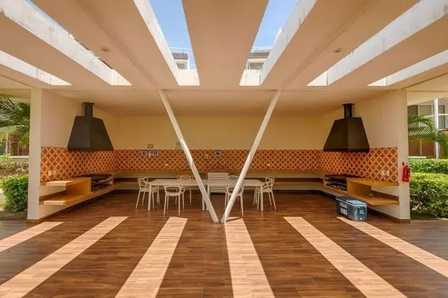 Daire, 2 Yatak Odası, Balkon