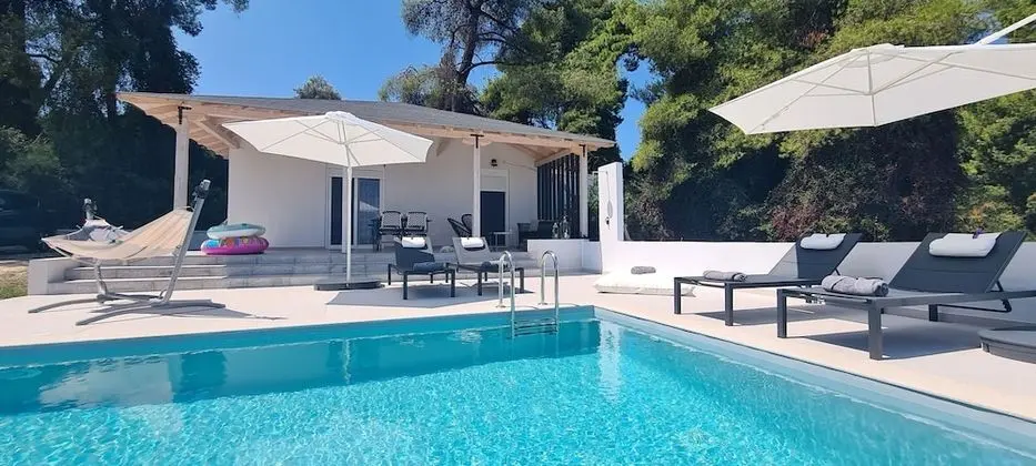Luxury Villa, 1 Yatak Odası, Kişiye Özel Havuzlu, Deniz Manzaralı