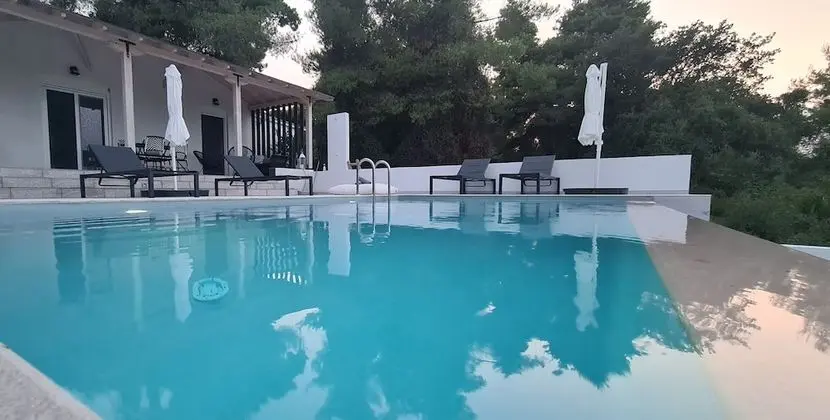 Luxury Villa, 1 Yatak Odası, Kişiye Özel Havuzlu, Deniz Manzaralı