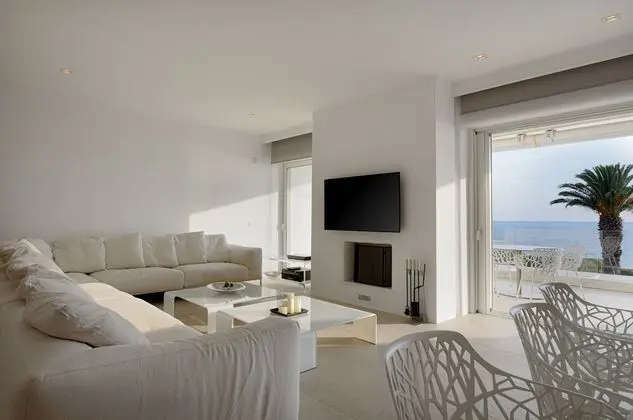 Luxury Villa, 4 Yatak Odası, Deniz Manzaralı, Denize Sıfır