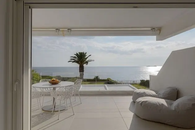 Luxury Villa, 4 Yatak Odası, Deniz Manzaralı, Denize Sıfır