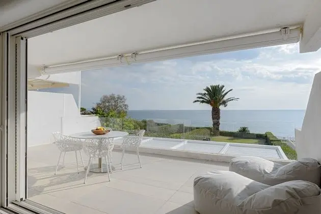 Luxury Villa, 4 Yatak Odası, Deniz Manzaralı, Denize Sıfır