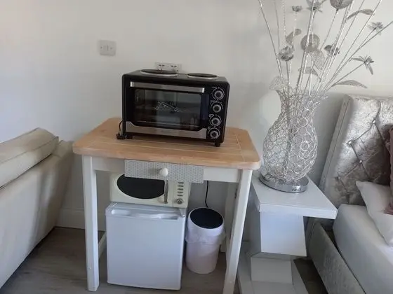 Stüdyo, 1 Büyük (Queen) Boy Yatak ve Çekyat