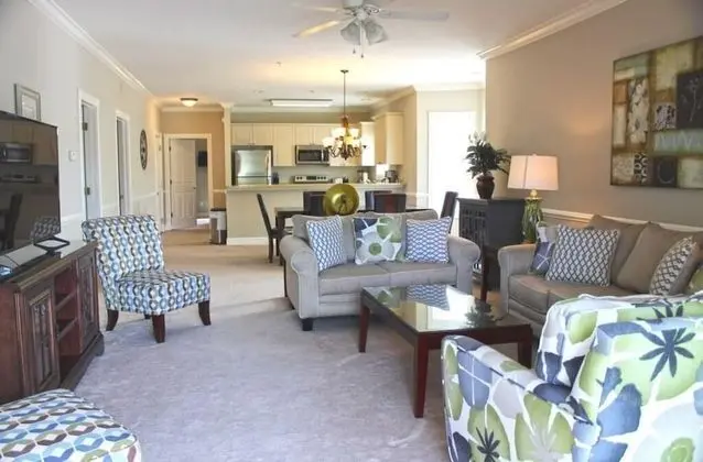 Daire, Birden Çok Yatak (Luxurious Golf Villa Near Broadway at)