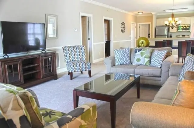 Daire, Birden Çok Yatak (Luxurious Golf Villa Near Broadway at)