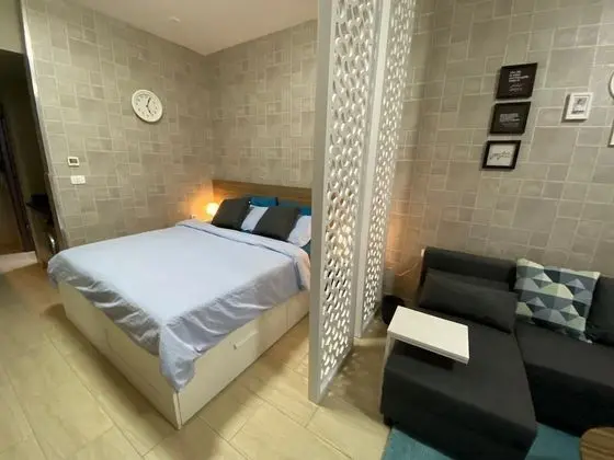 Design Stüdyo, 1 En Büyük (King) Boy Yatak ve Çekyat, Havuz Manzaralı, Denize Bakan